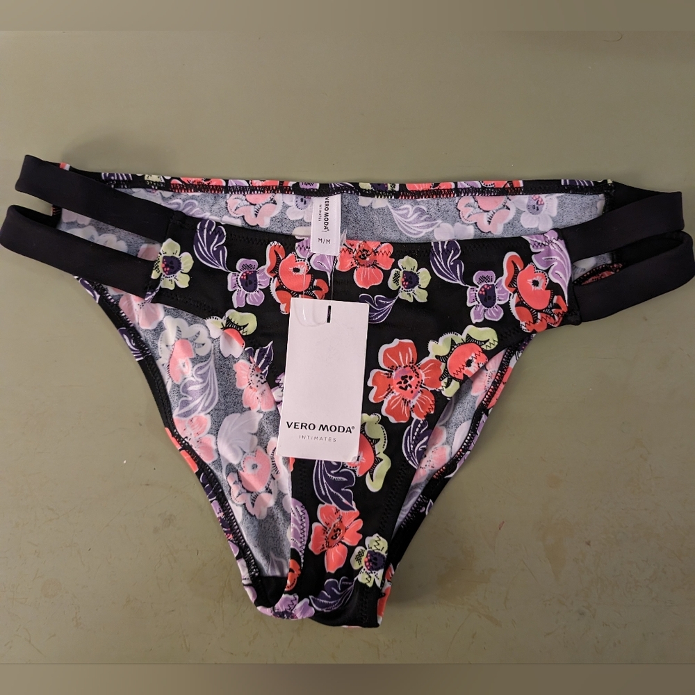 Vero Moda Floral Swim Bottoms Only - Size M